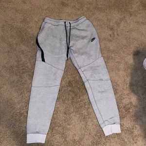 Nike joggers
